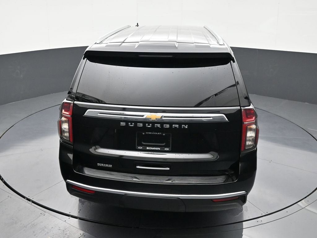 2022 Chevrolet Suburban LS