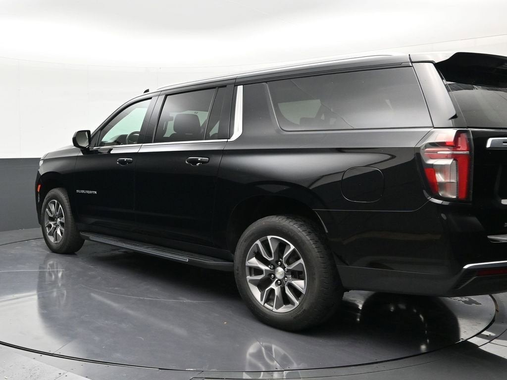 2022 Chevrolet Suburban LS