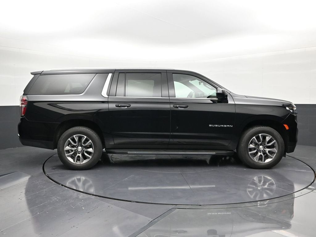 2022 Chevrolet Suburban LS
