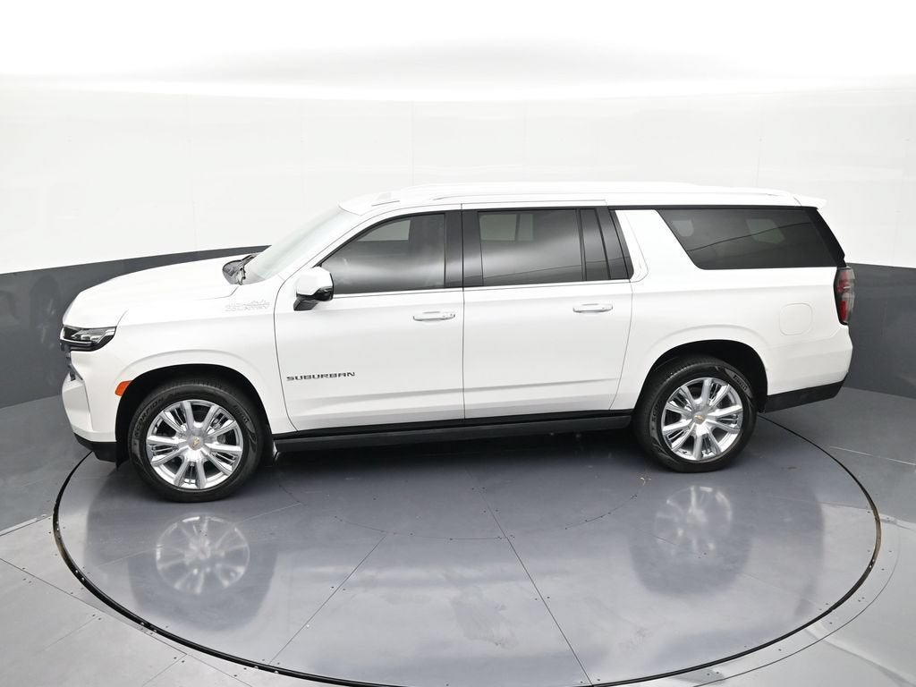 2022 Chevrolet Suburban High Country