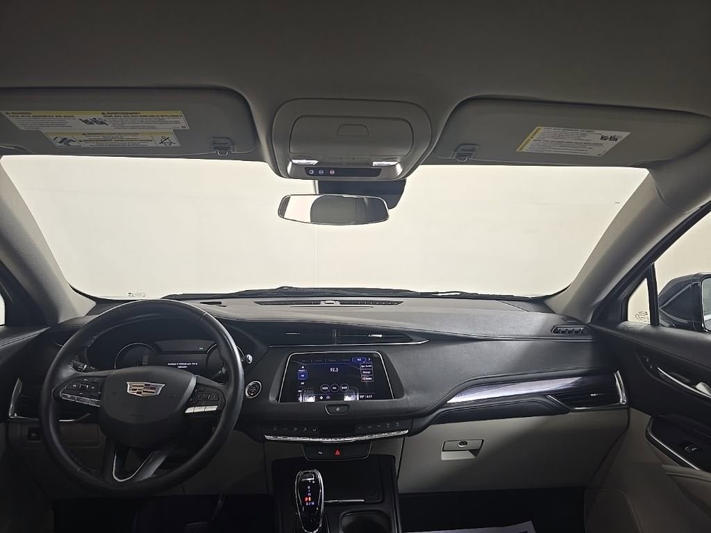 2023 Cadillac XT4 Luxury