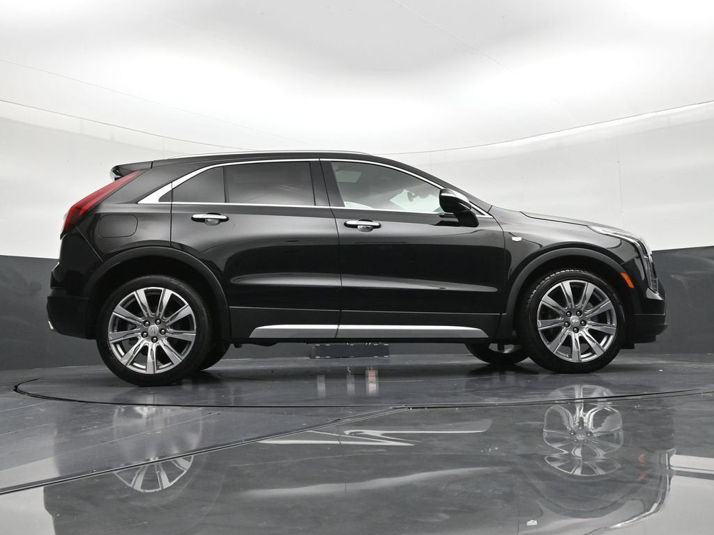 2023 Cadillac XT4 FWD Premium Luxury