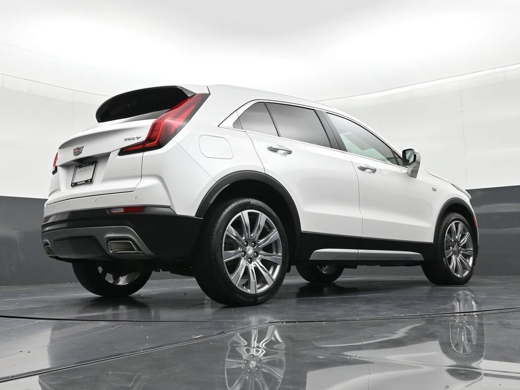 2023 Cadillac XT4 FWD Premium Luxury