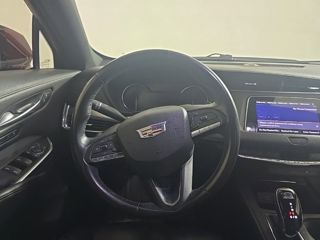 2021 Cadillac XT4 Premium Luxury