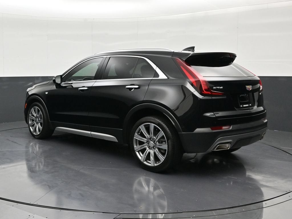 2023 Cadillac XT4 FWD Premium Luxury