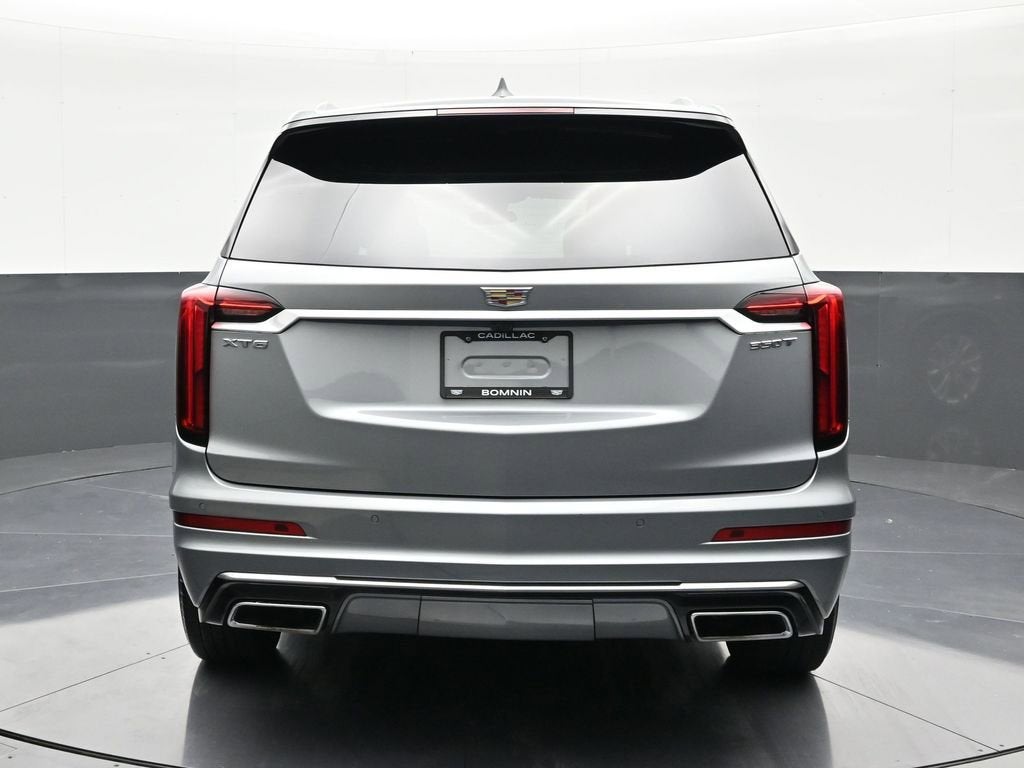 2023 Cadillac XT6 Luxury
