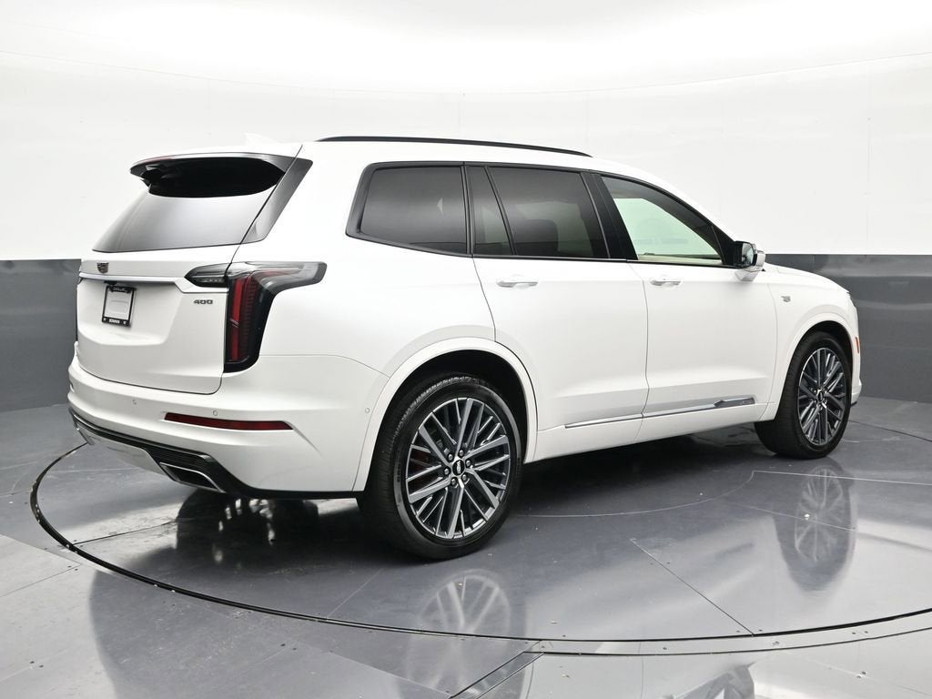 2022 Cadillac XT6 Sport
