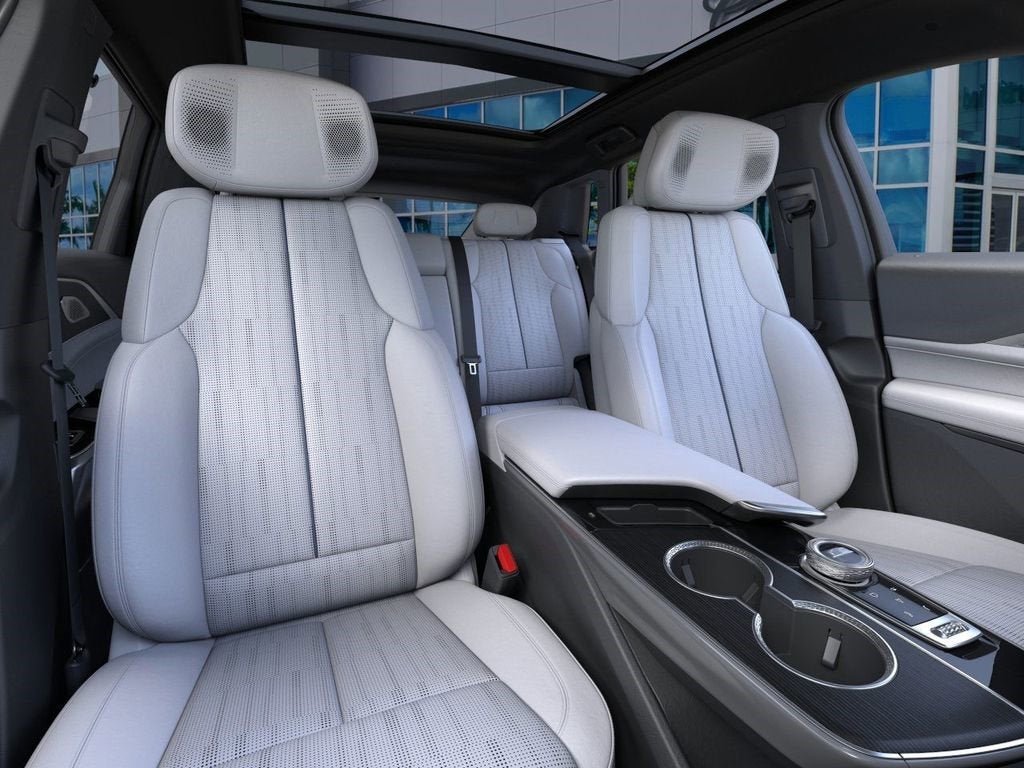 2025 Cadillac LYRIQ Sport 2