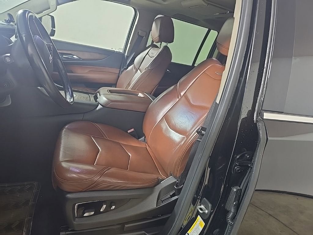2019 Cadillac Escalade ESV Luxury