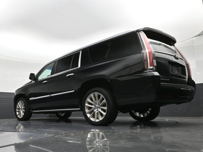2018 Cadillac Escalade ESV Luxury
