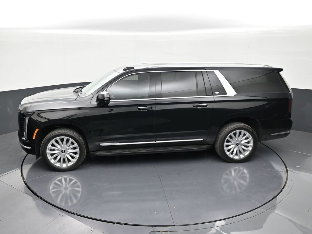 2025 Cadillac Escalade ESV Luxury