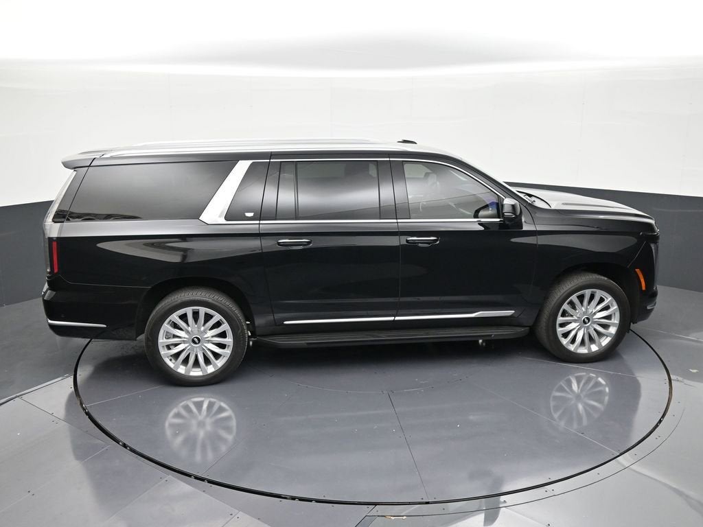 2025 Cadillac Escalade ESV Luxury