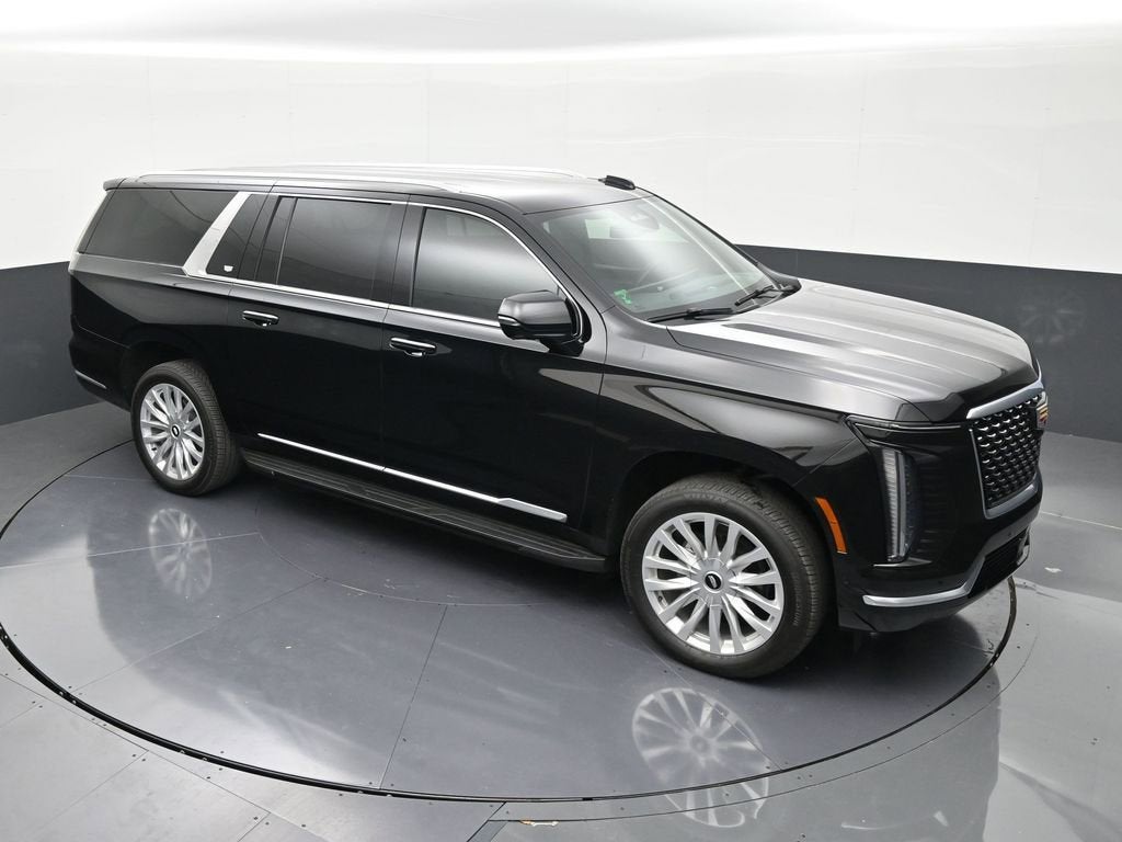 2025 Cadillac Escalade ESV Luxury