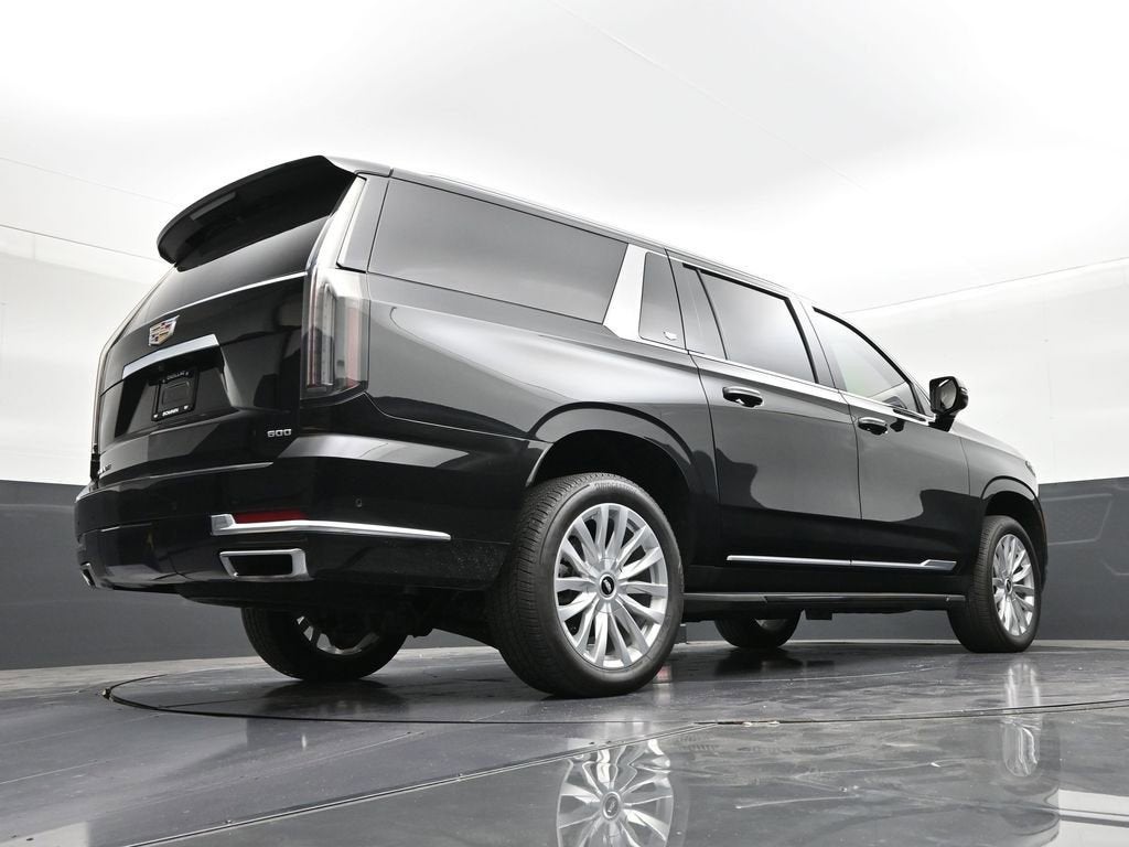 2025 Cadillac Escalade ESV Luxury