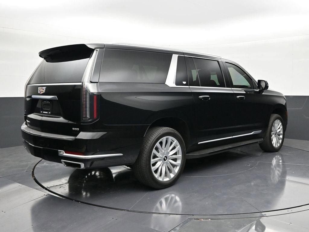 2025 Cadillac Escalade ESV Luxury