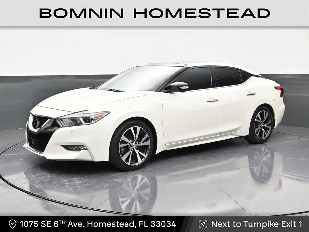 2017 Nissan Maxima Platinum's photo