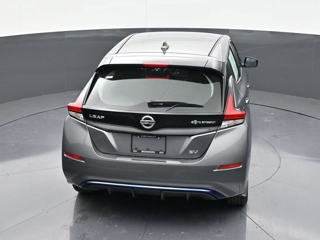 2022 Nissan LEAF SV