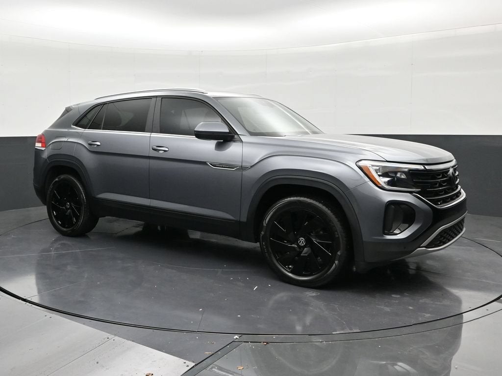 2024 Volkswagen Atlas Cross Sport 2.0T SE w/Technology