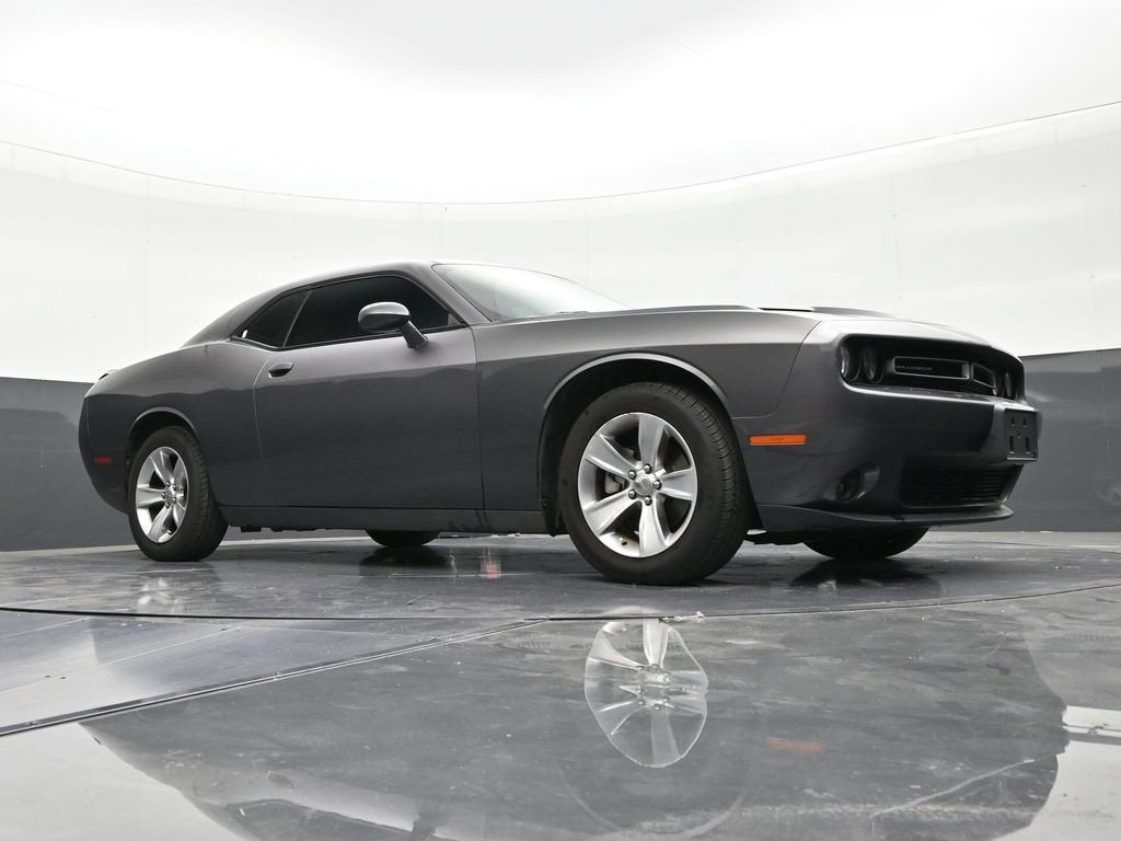 2021 Dodge Challenger SXT