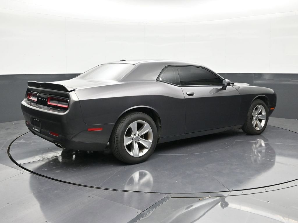 2021 Dodge Challenger SXT