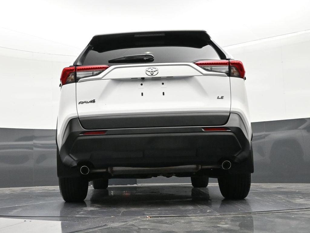 2025 Toyota RAV4 LE