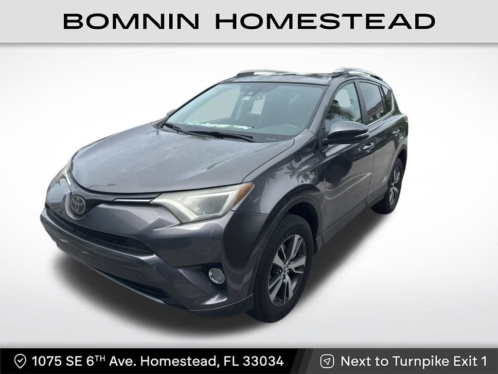2017 Toyota RAV4 XLE's photo