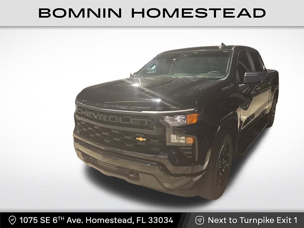 2022 Chevrolet Silverado 1500 Custom Crew Cab Short Box's photo