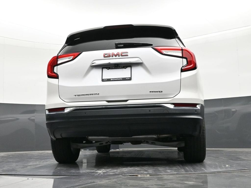 2022 GMC Terrain SLT