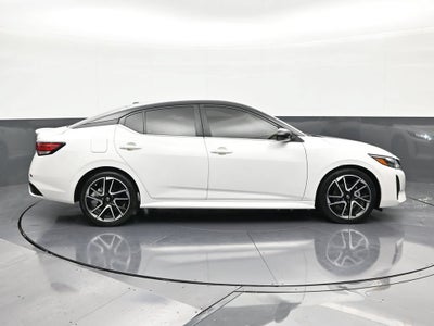 2024 Nissan Sentra SR Xtronic CVT