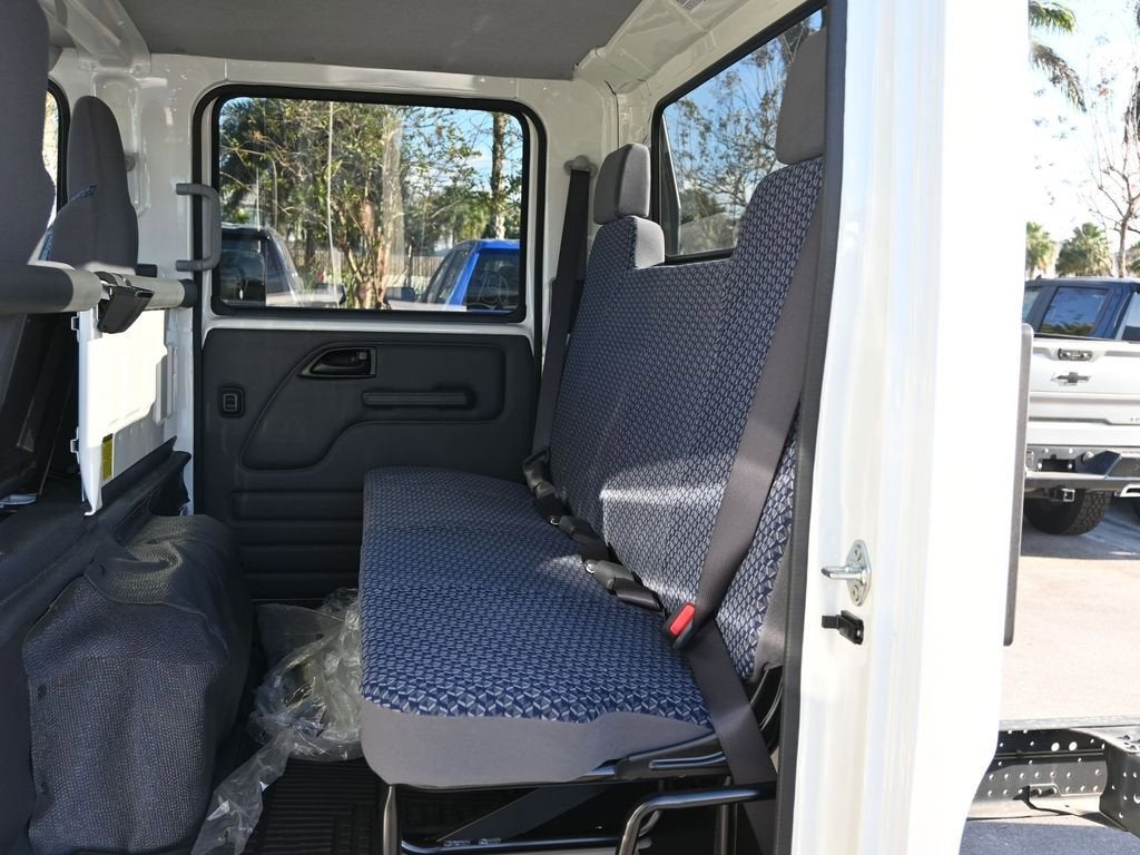 2025 Chevrolet Low Cab Forward 4500 HG Base