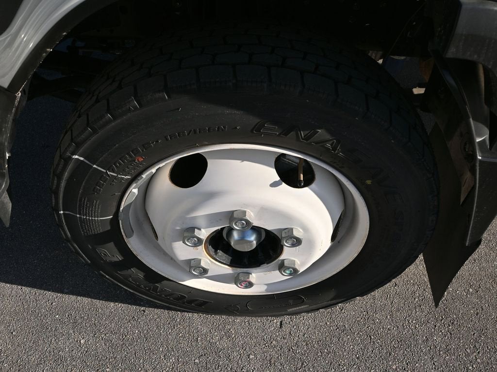 2025 Chevrolet Low Cab Forward 4500 HG Base