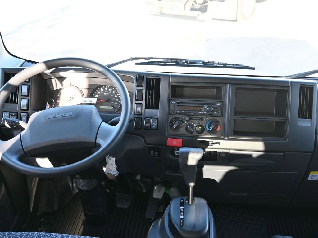 2025 Chevrolet Low Cab Forward 4500 HG Base