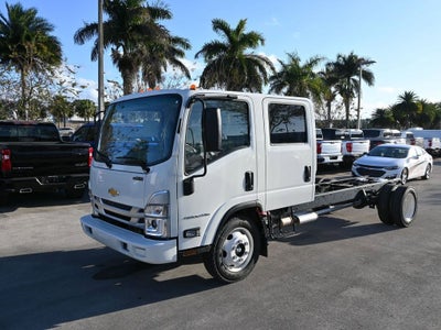 2025 Chevrolet Low Cab Forward 4500 Base