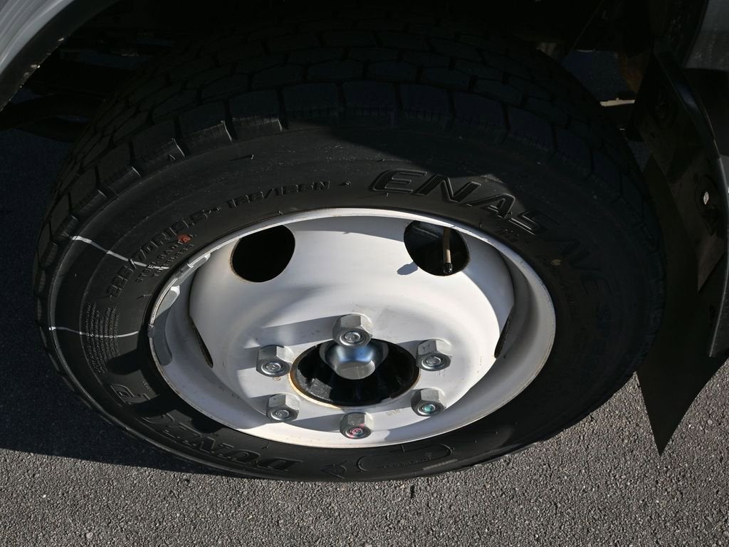 2025 Chevrolet Low Cab Forward 4500 HG Base