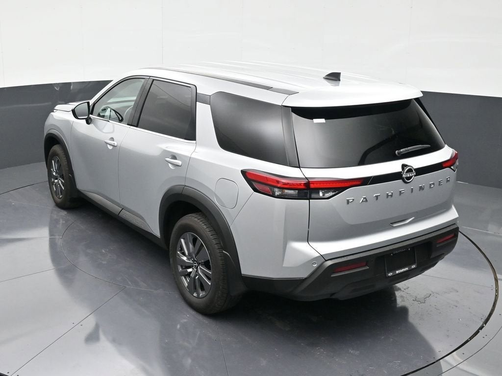2025 Nissan Pathfinder S