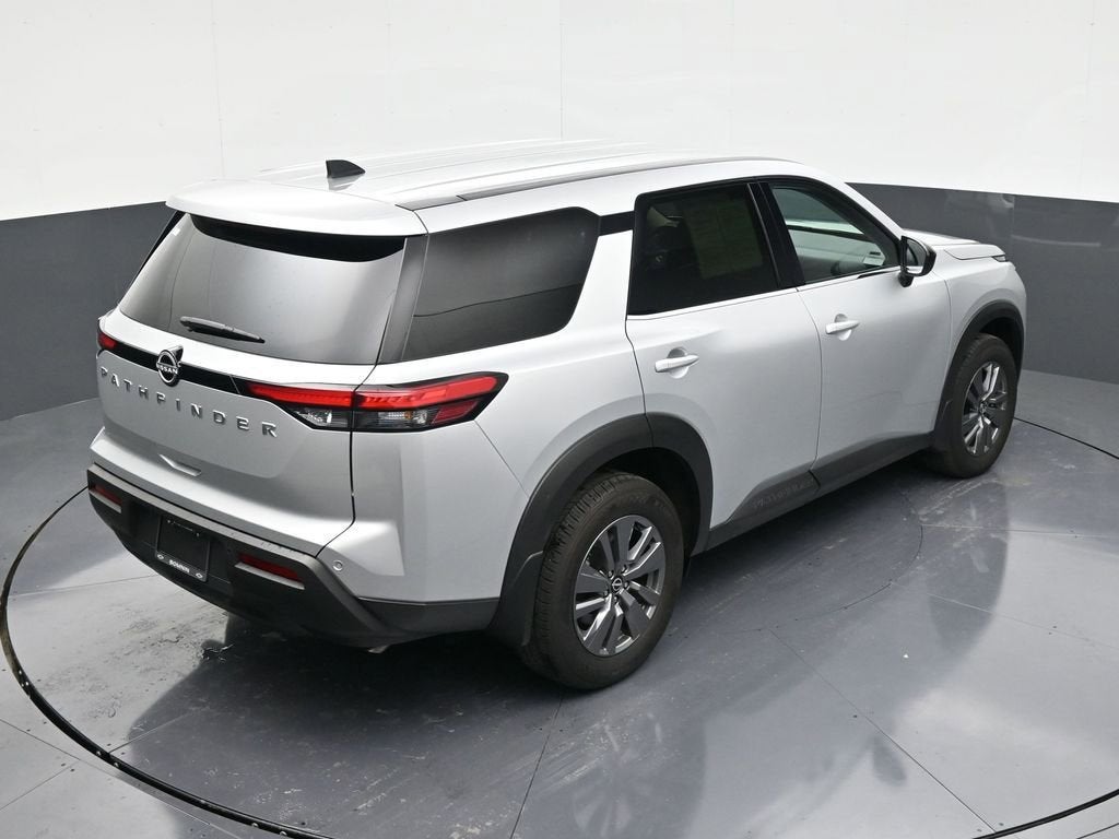 2025 Nissan Pathfinder S