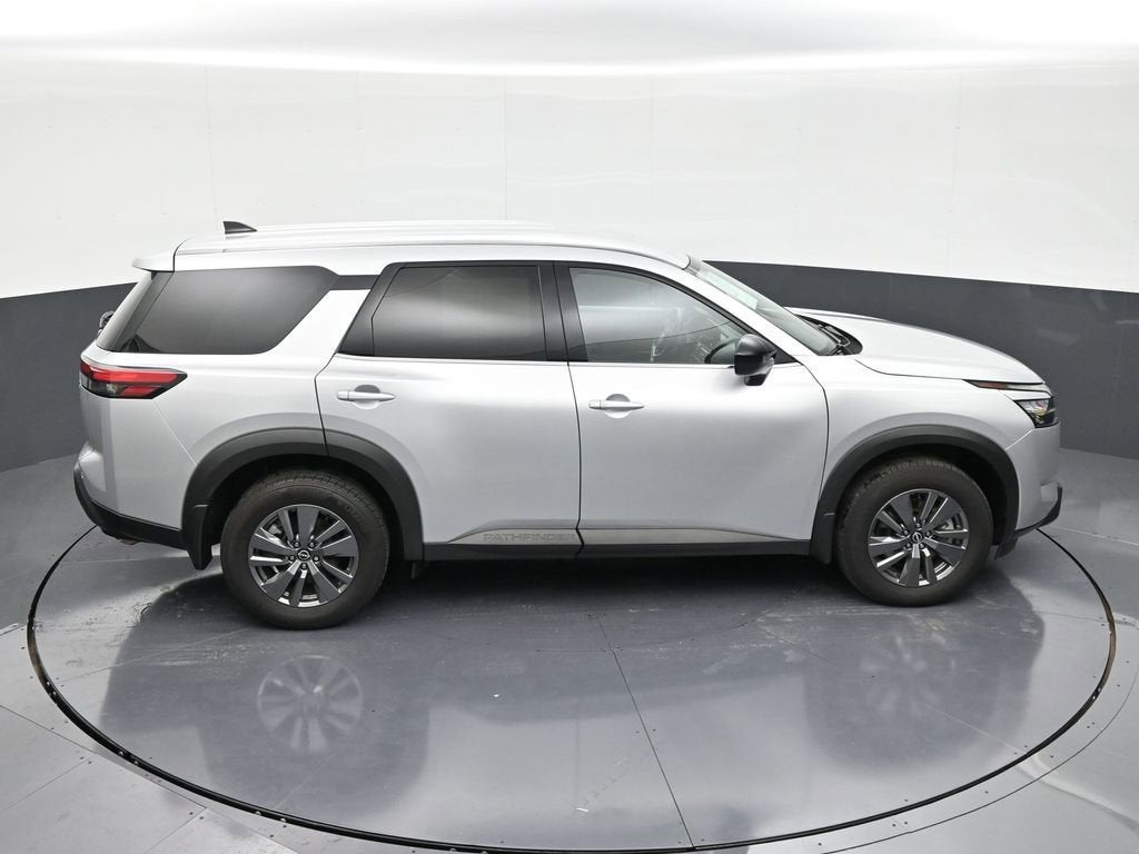 2025 Nissan Pathfinder S