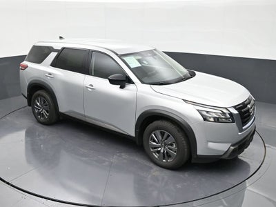 2025 Nissan Pathfinder S