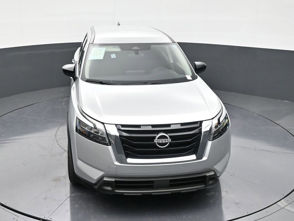2025 Nissan Pathfinder S