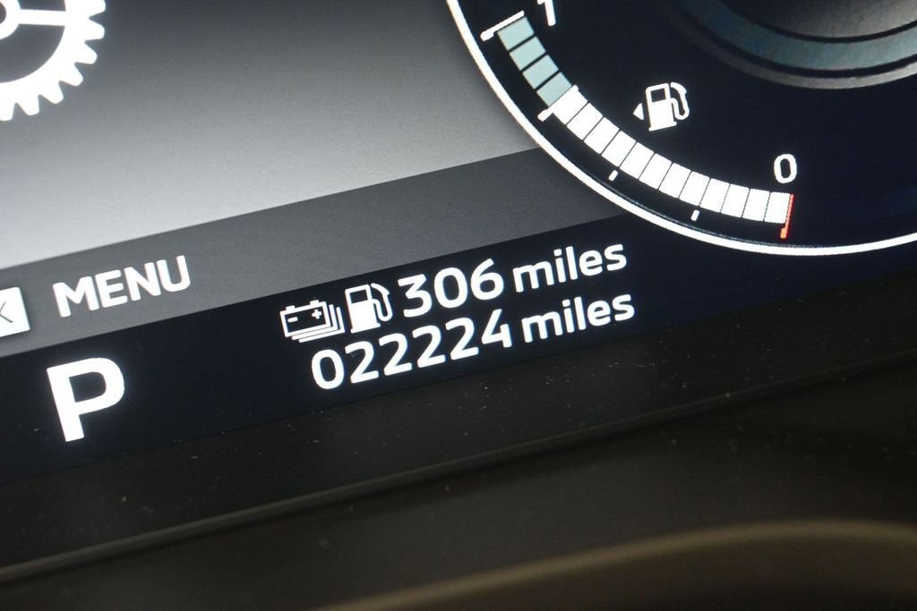2023 Mitsubishi Outlander PHEV SE