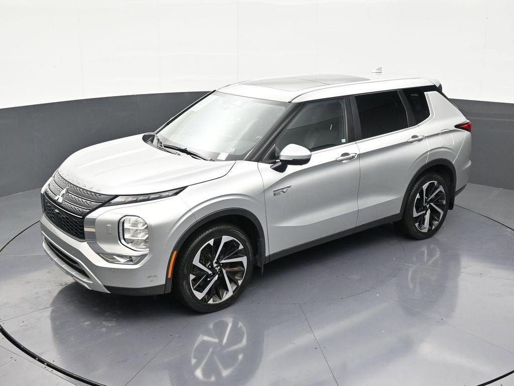 2023 Mitsubishi Outlander PHEV SE