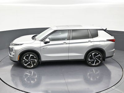 2023 Mitsubishi Outlander PHEV SE