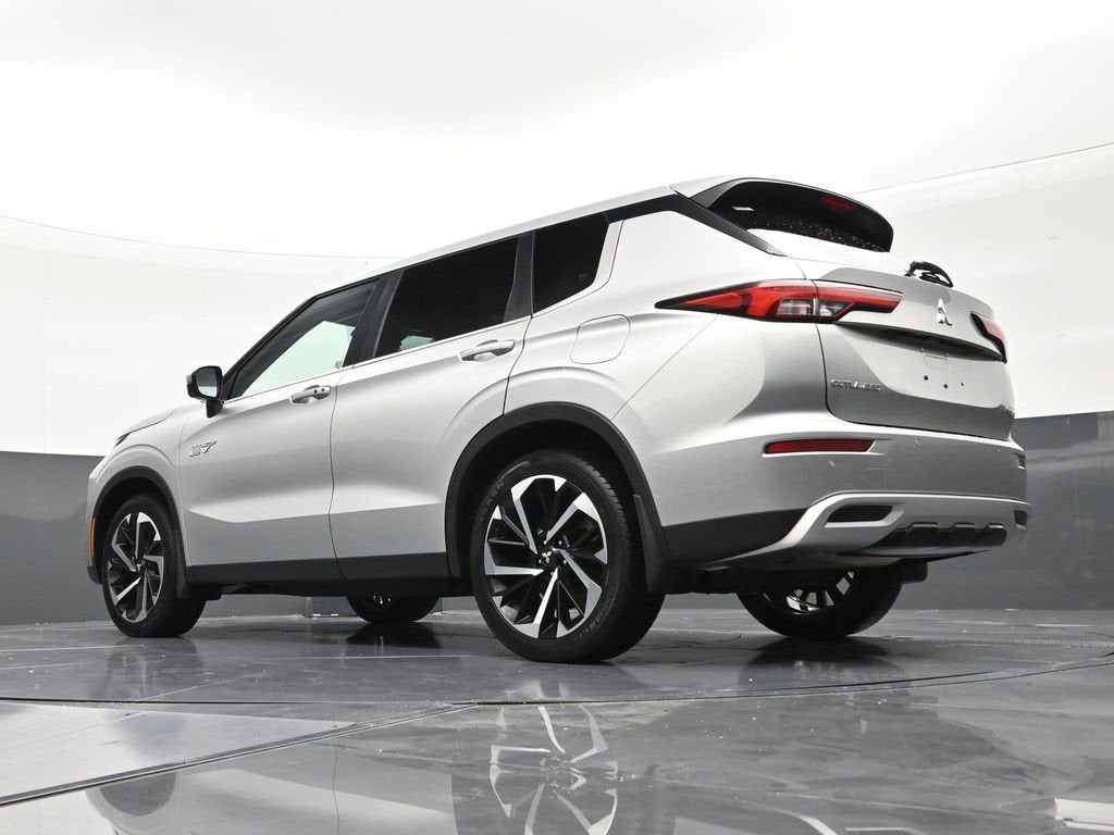 2023 Mitsubishi Outlander PHEV SE