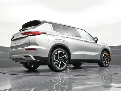 2023 Mitsubishi Outlander PHEV SE