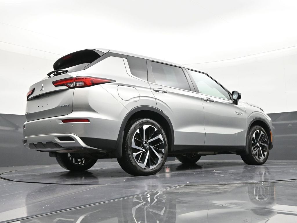 2023 Mitsubishi Outlander PHEV SE