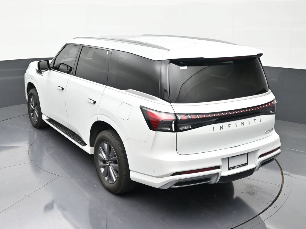 2025 INFINITI QX80 PURE