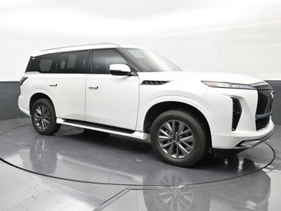 2025 INFINITI QX80 PURE