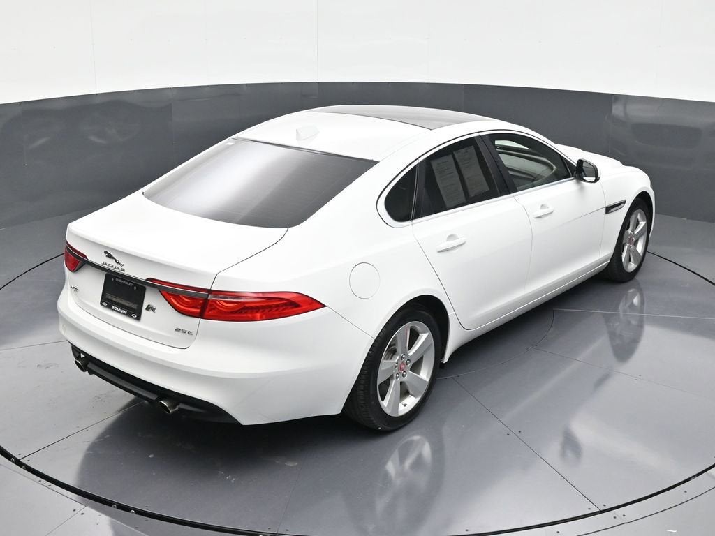 2018 Jaguar XF 25t