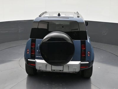 2024 Land Rover Defender 110 P300