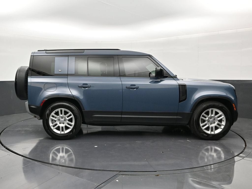 2024 Land Rover Defender 110 P300